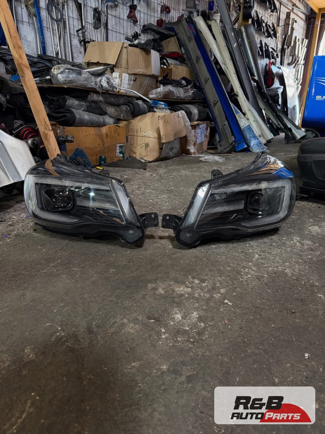 Focos delanteros LED Sonar Spyder Subaru Forester SJ