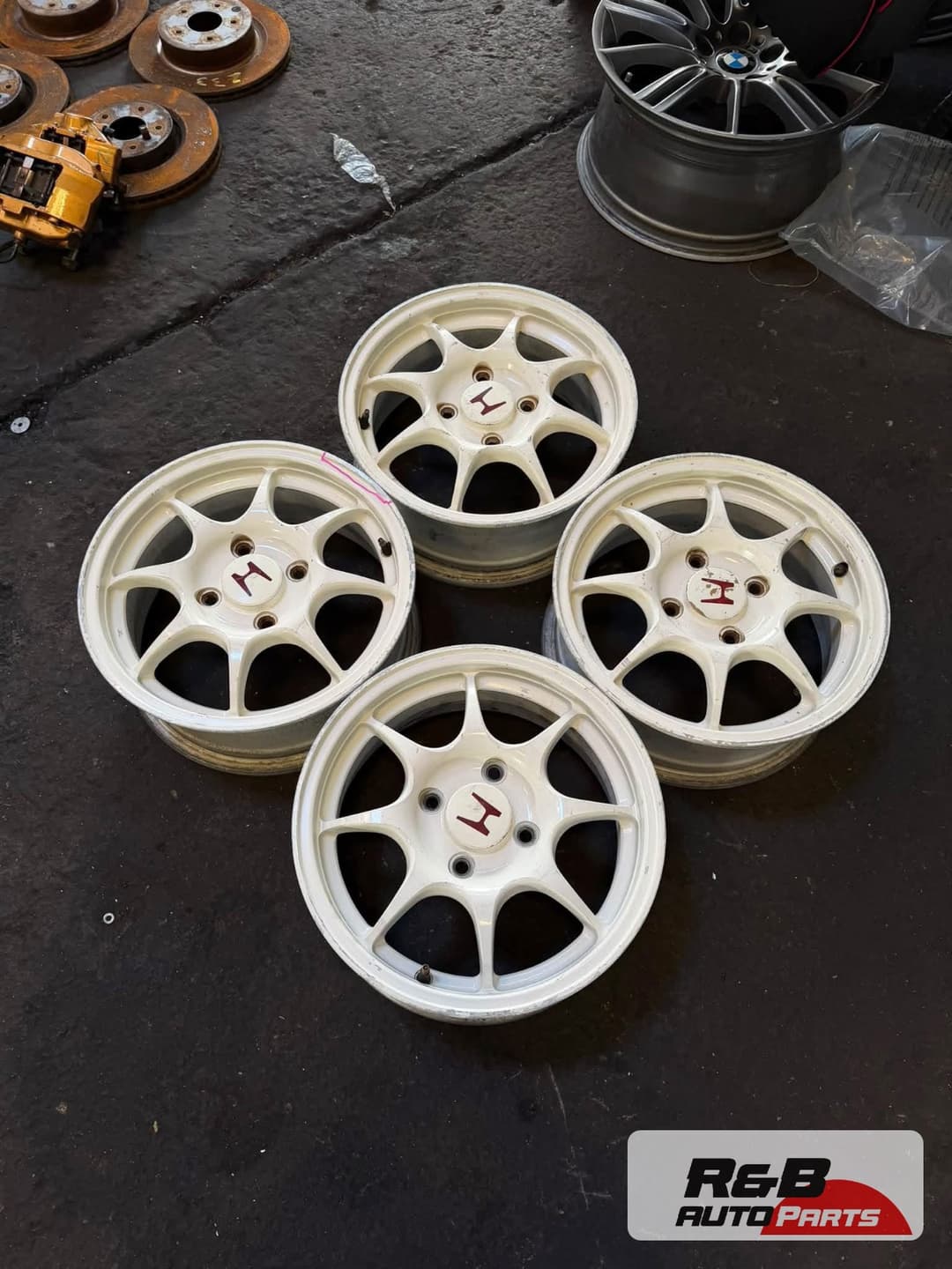 Aros Asahi Tec Type R 15x6J 4x114
